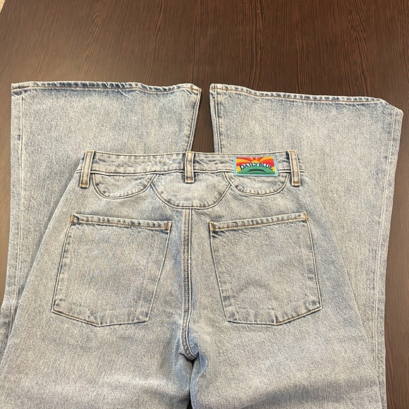 DAILY BLUE SKYE LAKE High Rise Bell - Picture 2 of 9